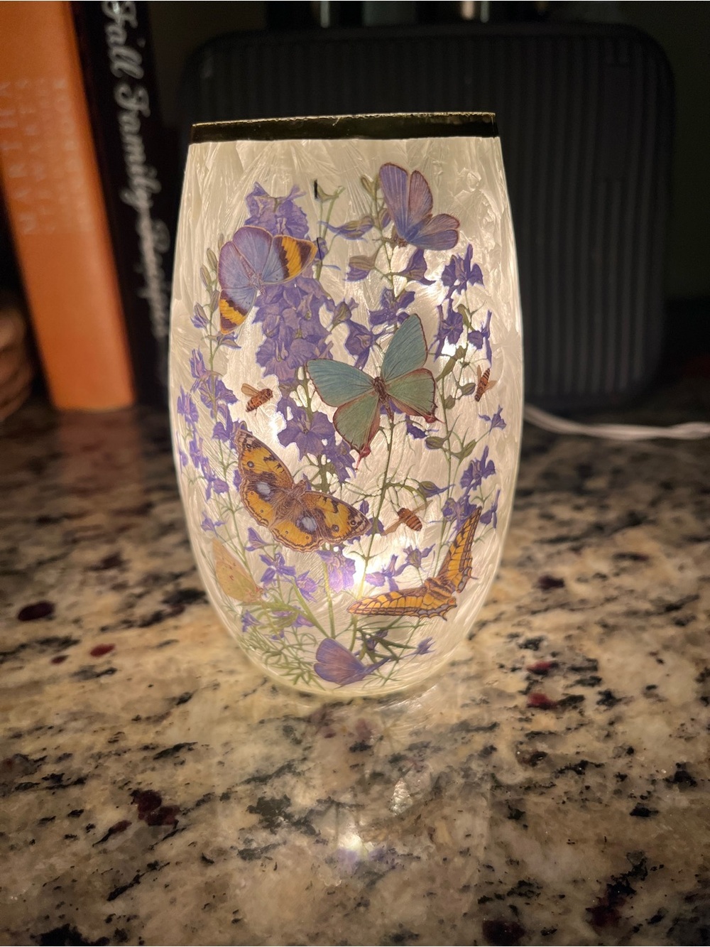 Discontinued Stoney Creek “Butterflies and Lavender” lighted vase